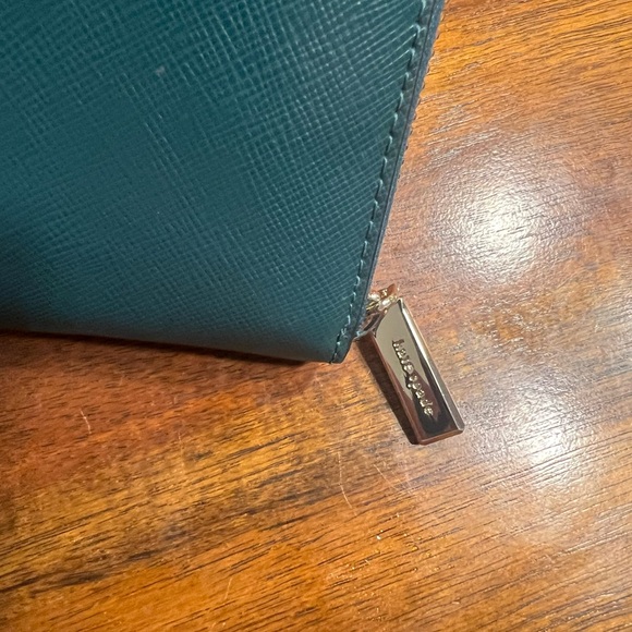 Kate Spade Teal and Cream Large Continental Zip Wallet - Picture 4 of 10